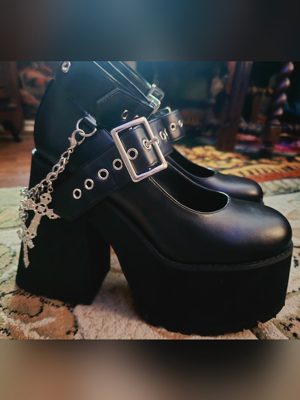 Grail sold out. Widow dammed if i do cross platform maryjanes size 9